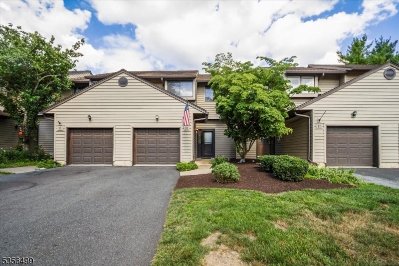 Photo of Listing #3974242