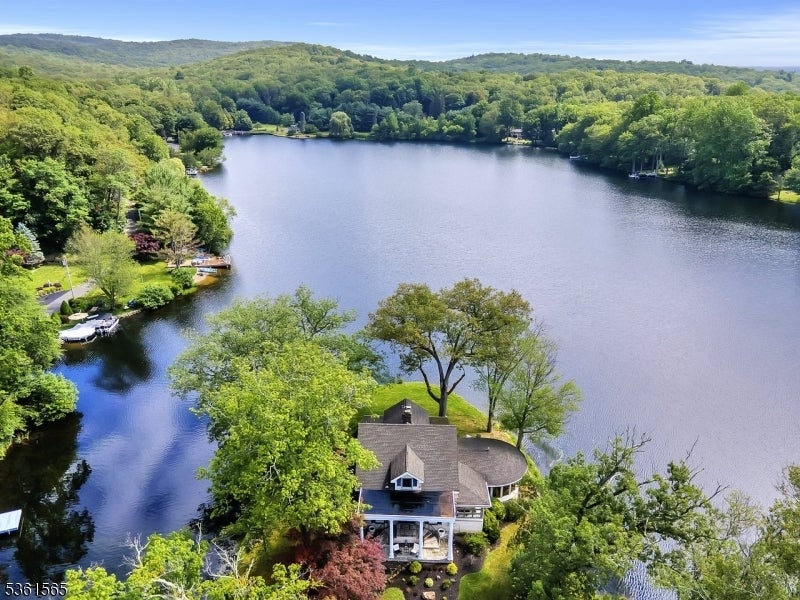 Photo of Listing #3974280