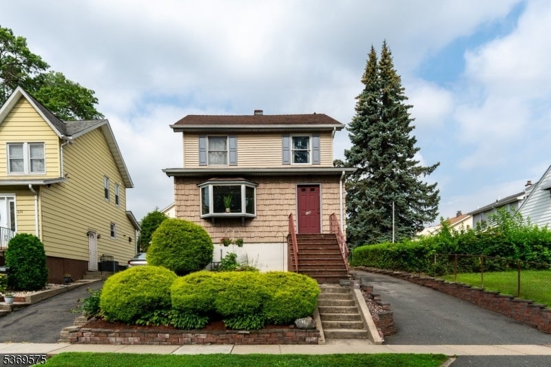 Photo of Listing #3974327