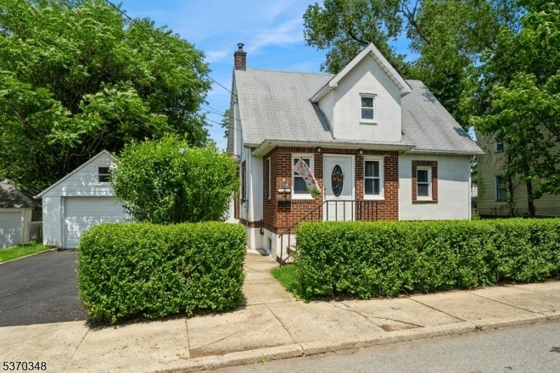 Photo of Listing #3974361
