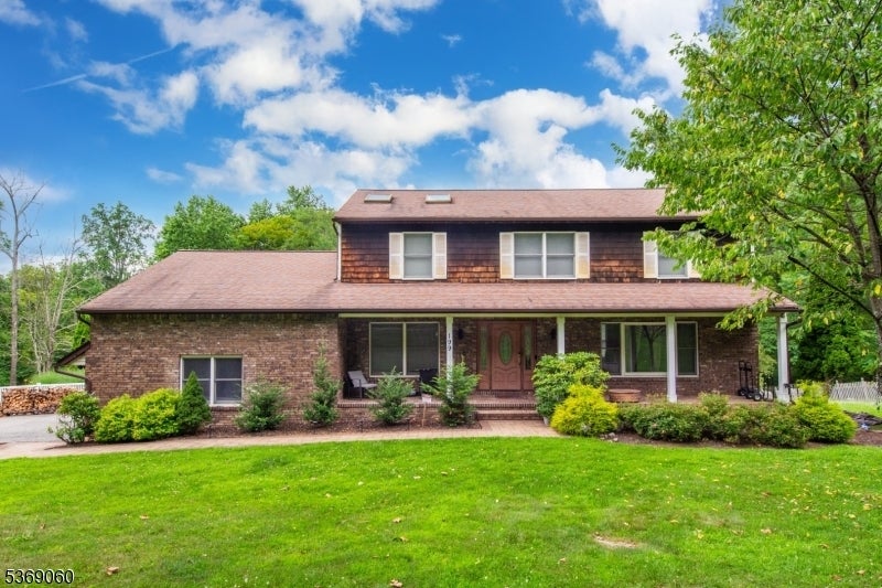 Photo of Listing #3974366