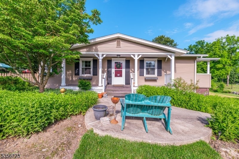 Photo of Listing #3974417
