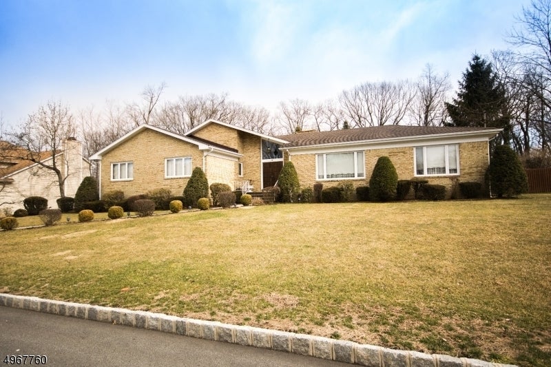 Photo of Listing #3974420