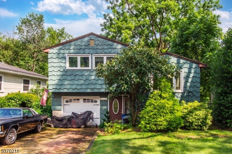 Photo of Listing #3974499