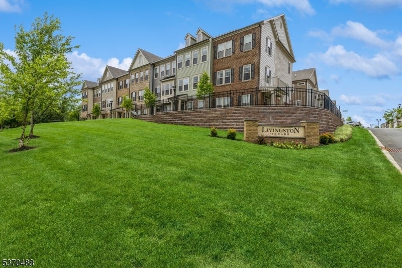 Photo of Listing #3974505