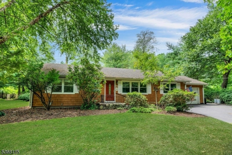 Photo of Listing #3974629