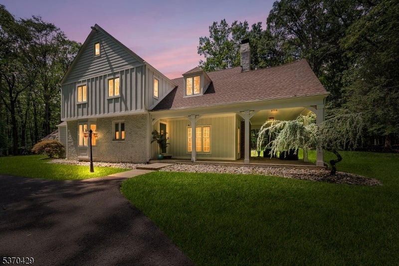Photo of Listing #3974690