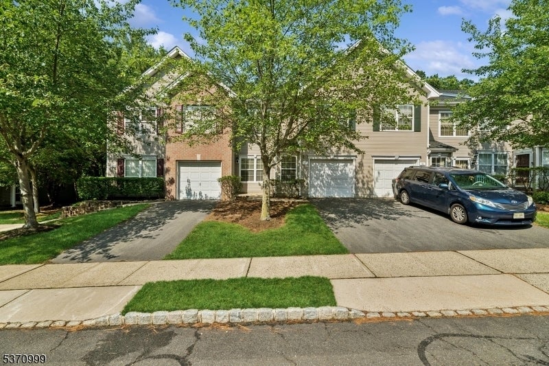 Photo of Listing #3974718