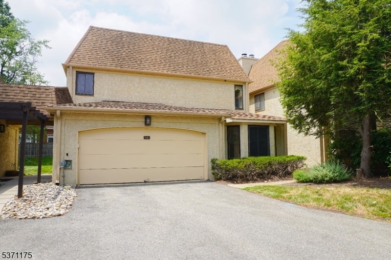 Photo of Listing #3974880