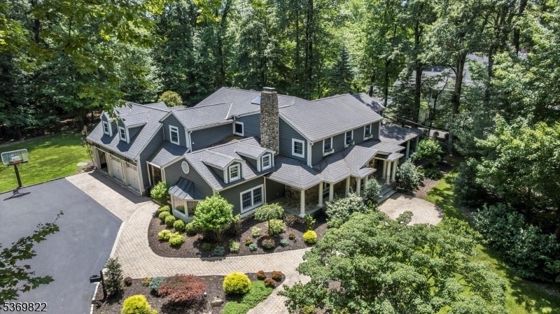 Photo of Listing #3975192