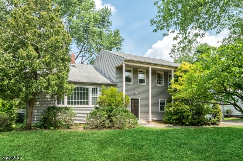 Photo of Listing #3975291