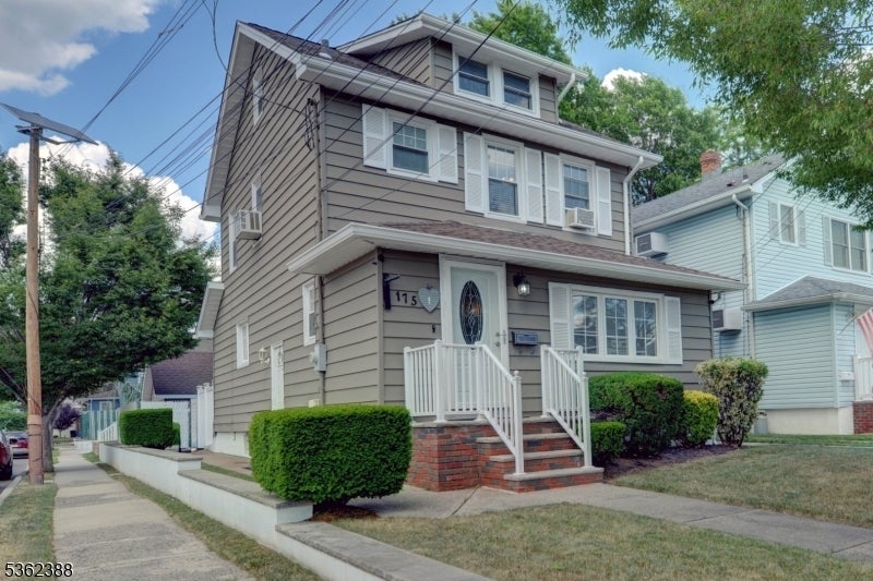 175 Page Avenue, Lyndhurst Twp.