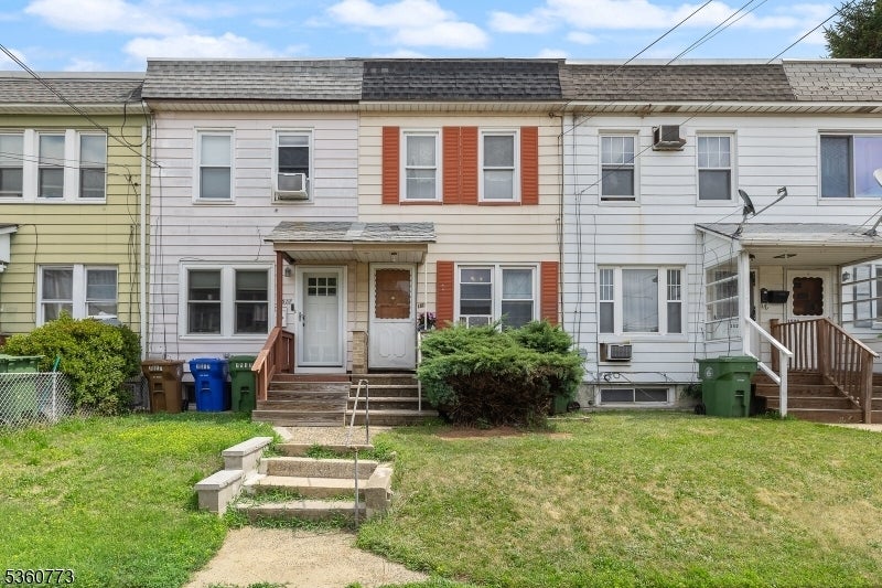 Photo of Listing #3975523