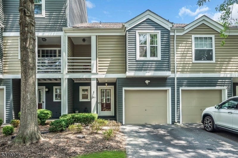 Photo of Listing #3975906