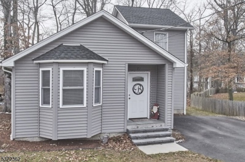 Photo of Listing #3975948