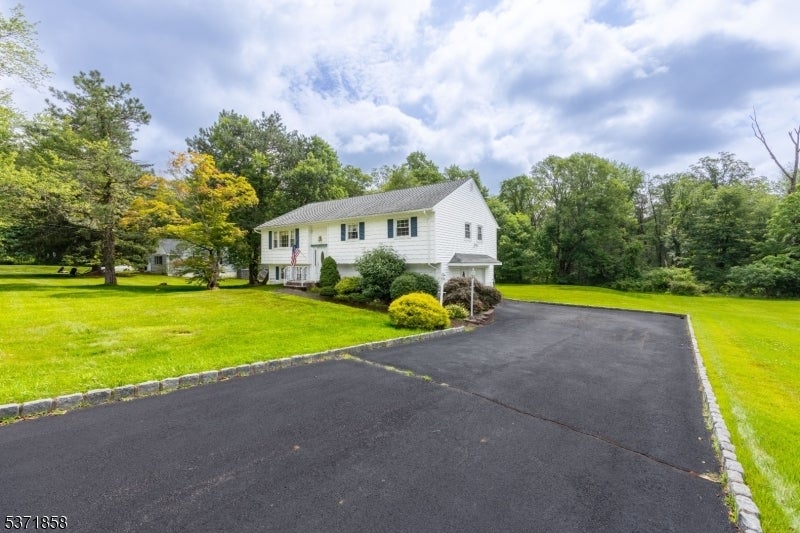 Photo of Listing #3975993