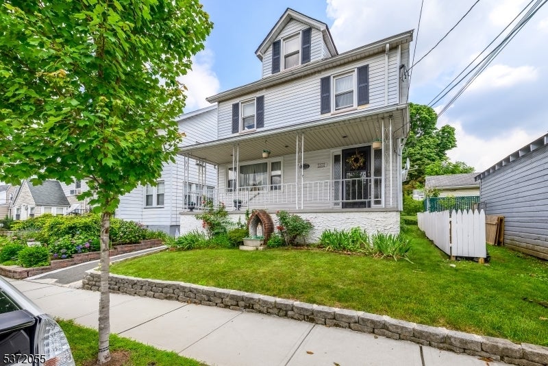 Photo of Listing #3976014