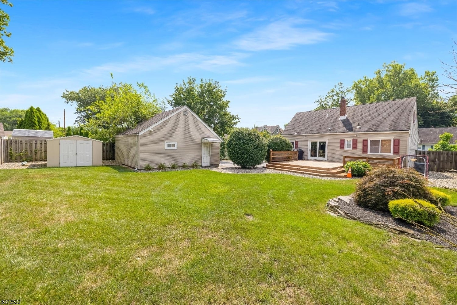 Photo of Listing #3976092