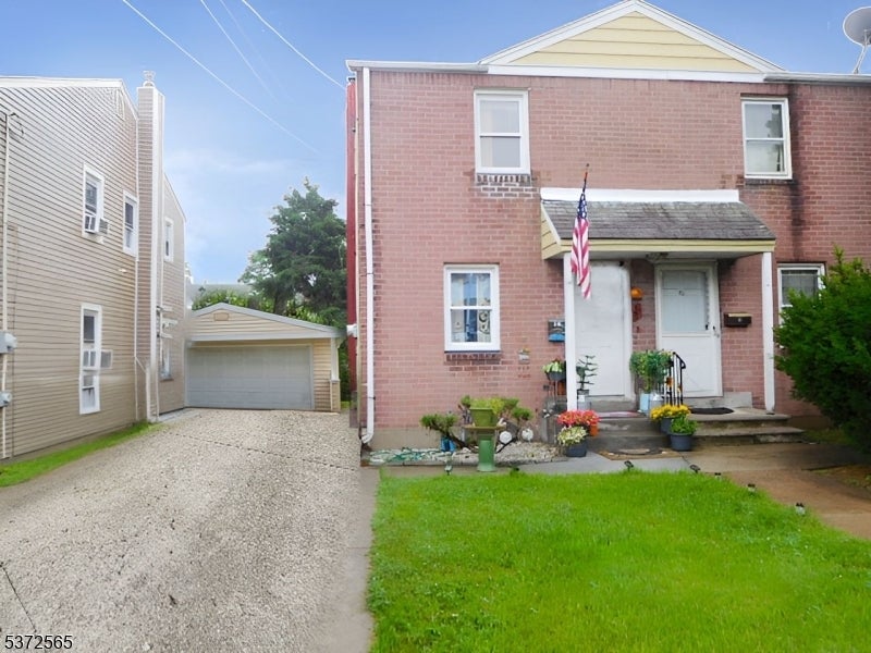 Photo of Listing #3976123