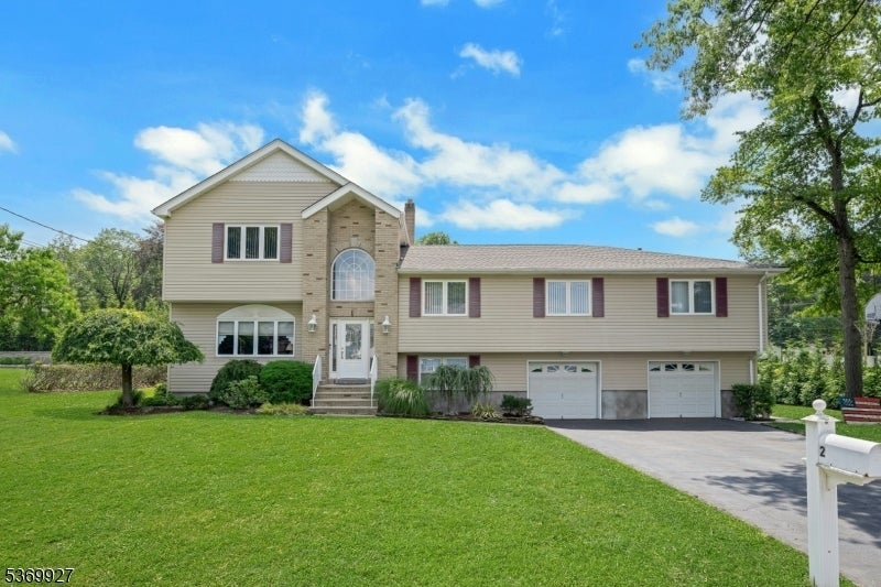 Photo of Listing #3976126