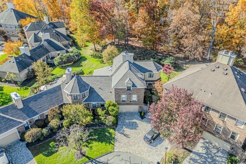 Photo of Listing #3976133