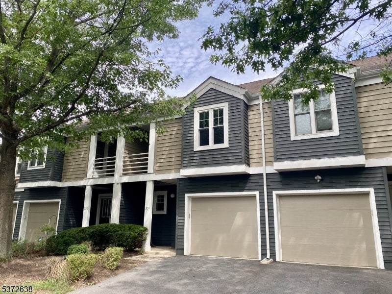 Photo of Listing #3976221