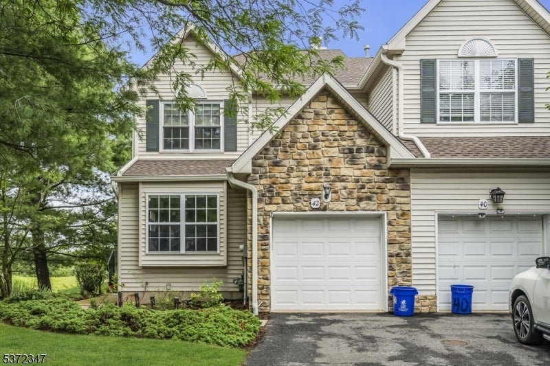 Photo of Listing #3976257