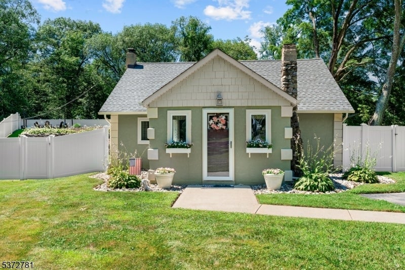 Photo of Listing #3976522