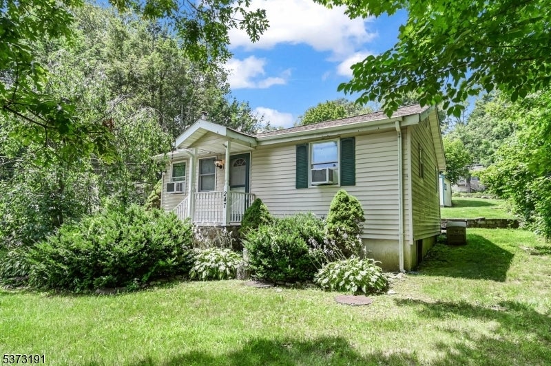 Photo of Listing #3976675