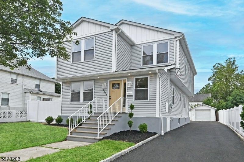 Photo of Listing #3976681