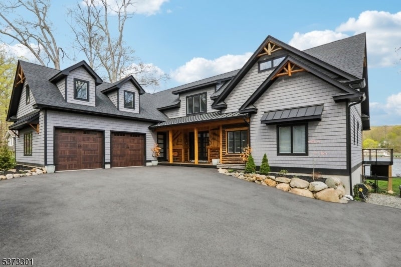 Photo of Listing #3976759
