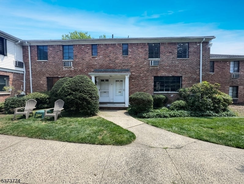 Photo of Listing #3977286