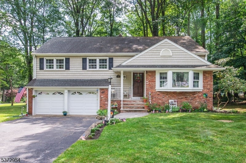 Photo of Listing #3977345