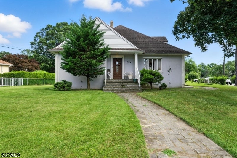 Photo of Listing #3978252