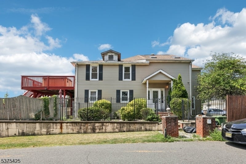 Photo of Listing #3978666