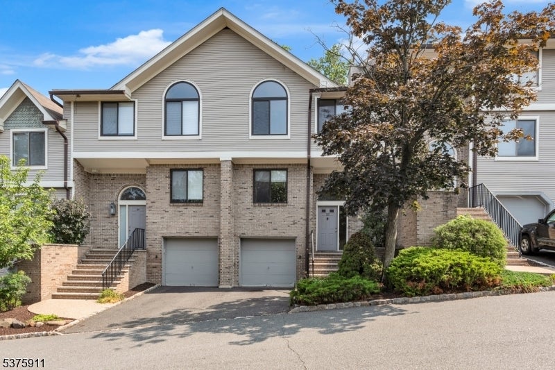 Photo of Listing #3979059