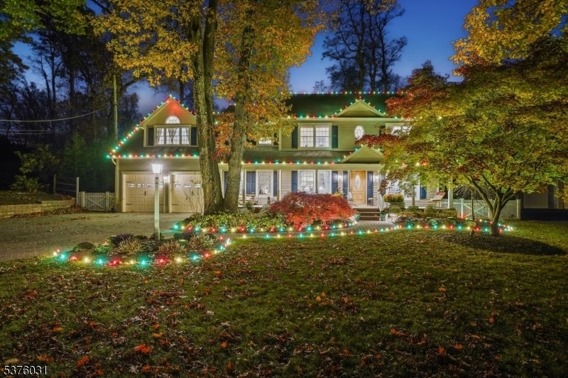 Photo of Listing #3979149