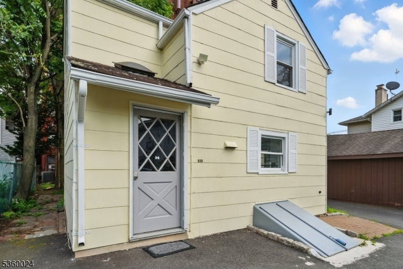 Photo of Listing #3979439