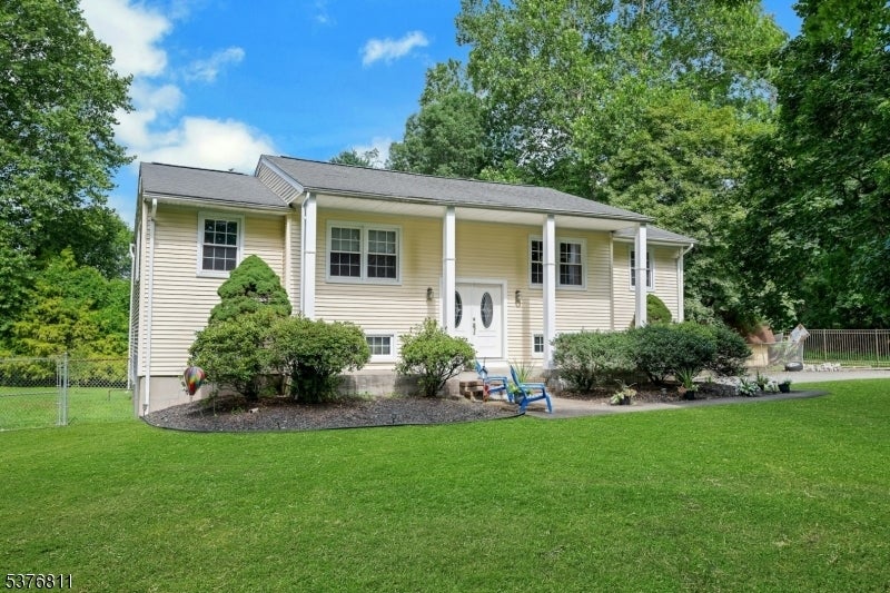 Photo of Listing #3979795