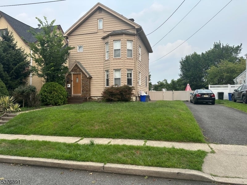 Photo of Listing #3979841