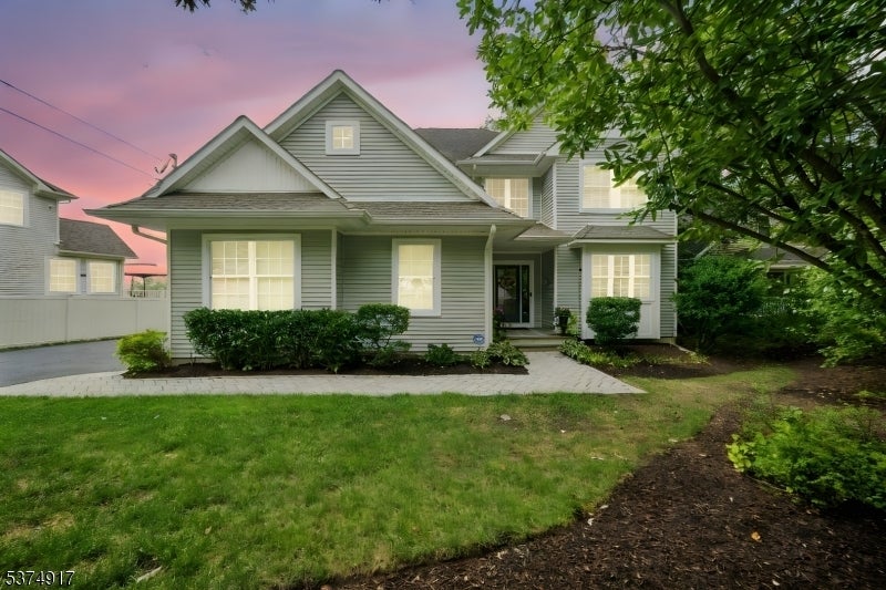 Photo of Listing #3979934