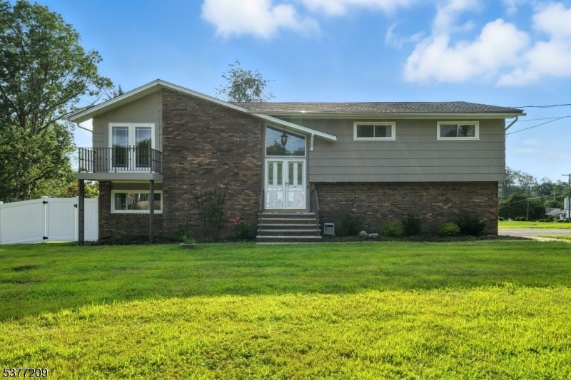 Photo of Listing #3980130