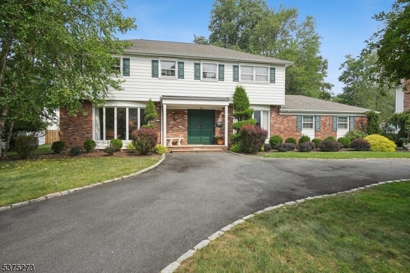 Photo of Listing #3980217