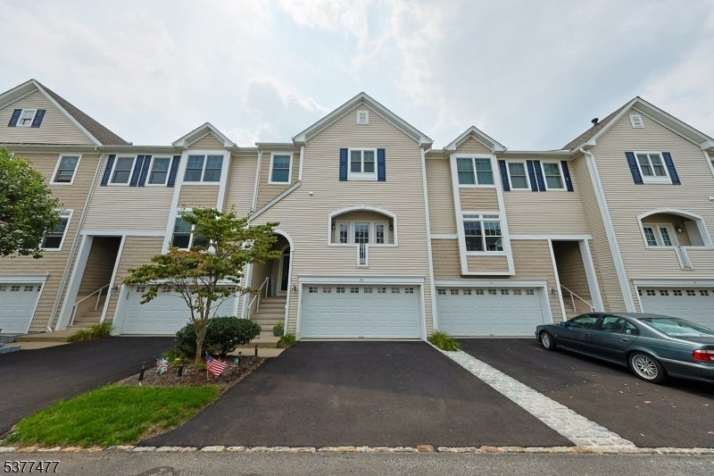 Photo of Listing #3980389