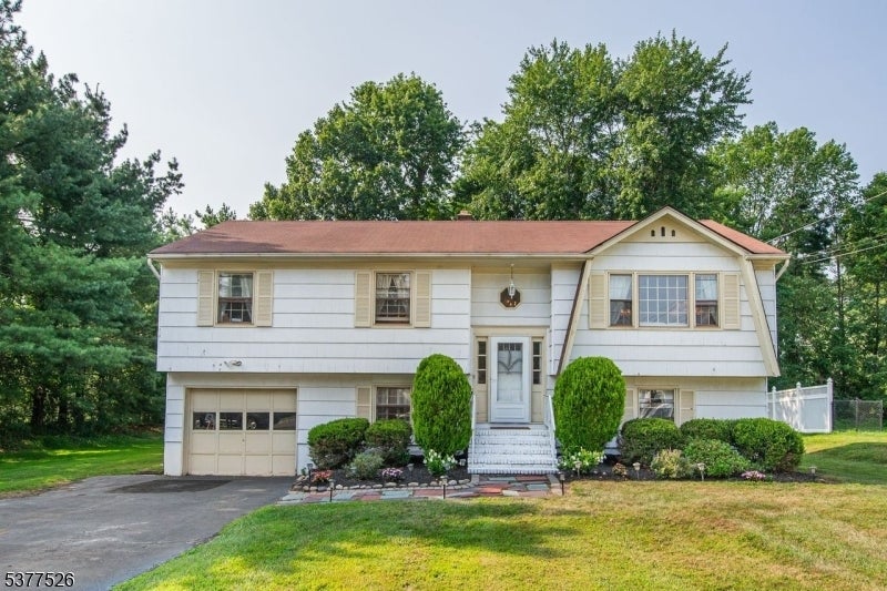 Photo of Listing #3980423