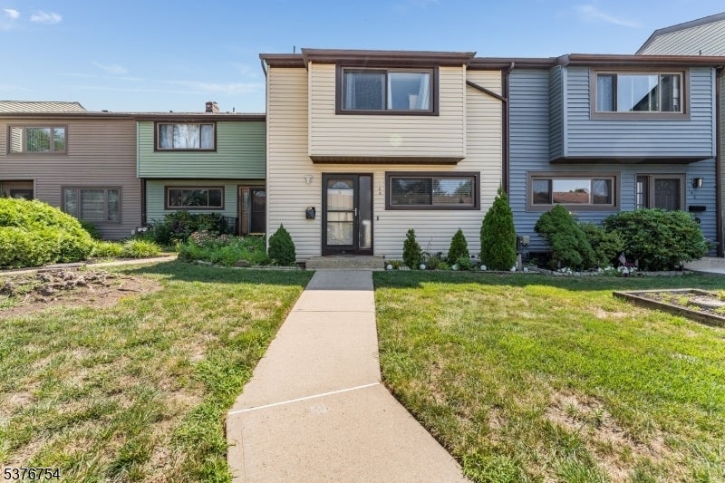 Photo of Listing #3980591
