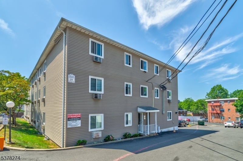 Photo of Listing #3981031