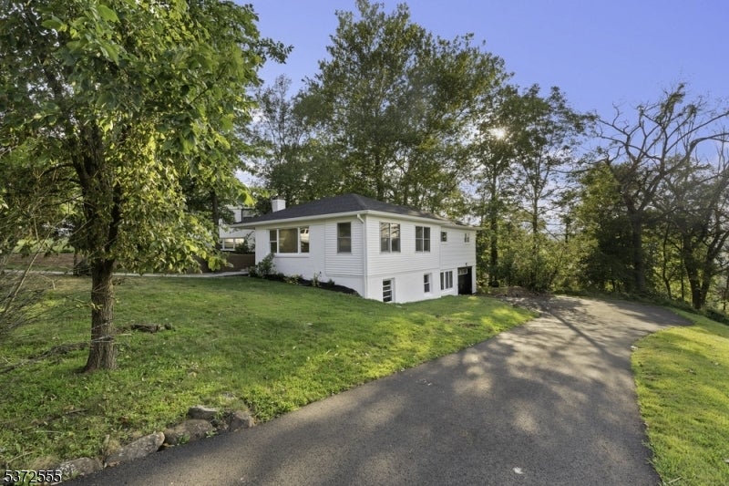 Photo of Listing #3981088