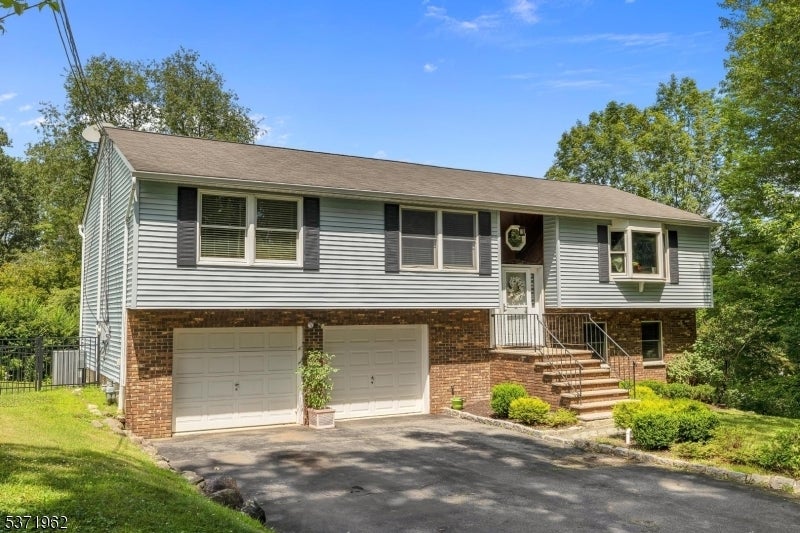 Photo of Listing #3981193