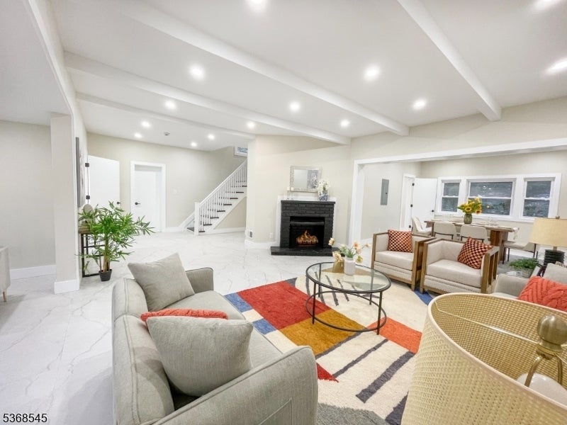 288 Gregory Ave, West Orange Twp.